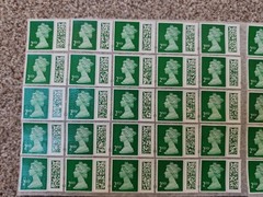 *** 50 2nd Second Class Stamps Unfranked Barcoded Genuine with Original Gum ***