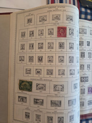 Vintage 1962 Minkus The New World Wide Postage Stamp Album & Stamps (100s)