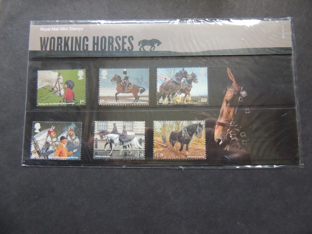2014 Presentation Pack No.494 Working Horses