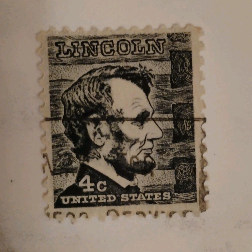 Lincoln 4 Cent United States Black White Original Gum Stamp