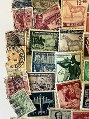 DEUTSCHES REICH – mainly WWII, with areas – Collection of 500 stamps – MNH/Used
