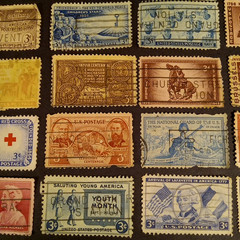 Lot of 20 Vintage 3 Cent US Stamps Used Multi-Color Historical Figures + 1 UK