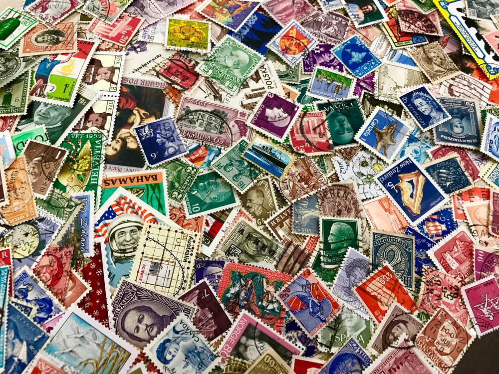 1000 Worldwide Stamp Collection Lot Mixed Foreign Vintage Used Off Paper