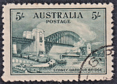 5/- Blue-Green SYDNEY HARBOUR BRIDGE *CTO with GUM* SG 143 (CV $400)