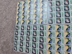 ** 100 × 2nd Second Class Stamps Unfranked Barcoded Genuine With Original Gum **