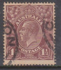 (K220-138) 1914 AU 1 1/2d brown KGV (EJ)