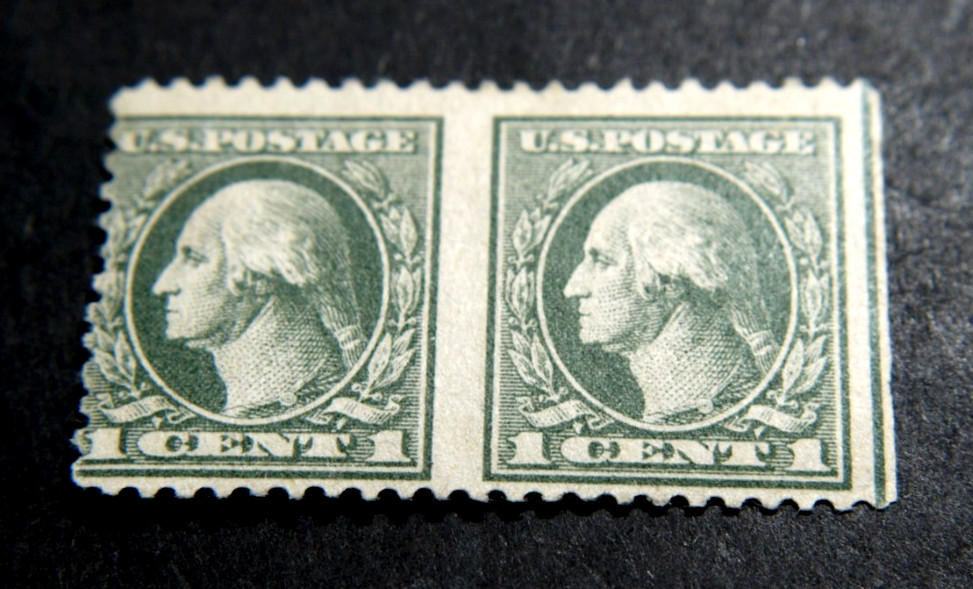 UNITED STATES SCOTT #525c PAIR ORIGINAL GUM LIGHTLY HINGED CAT VALUE $750.00