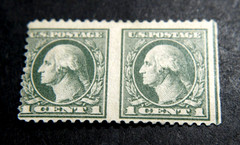 UNITED STATES SCOTT #525c PAIR ORIGINAL GUM LIGHTLY HINGED CAT VALUE $750.00
