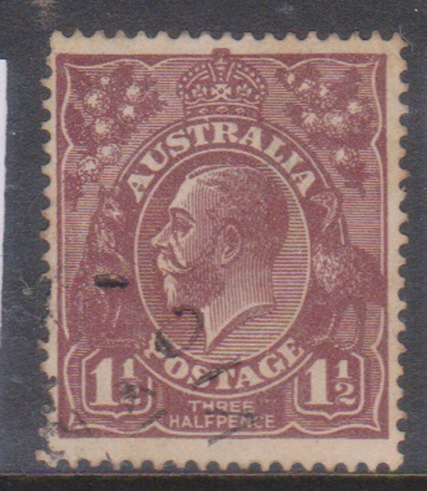 (K220-135) 1914 Australia 1 1/2d brown KGV (EG)